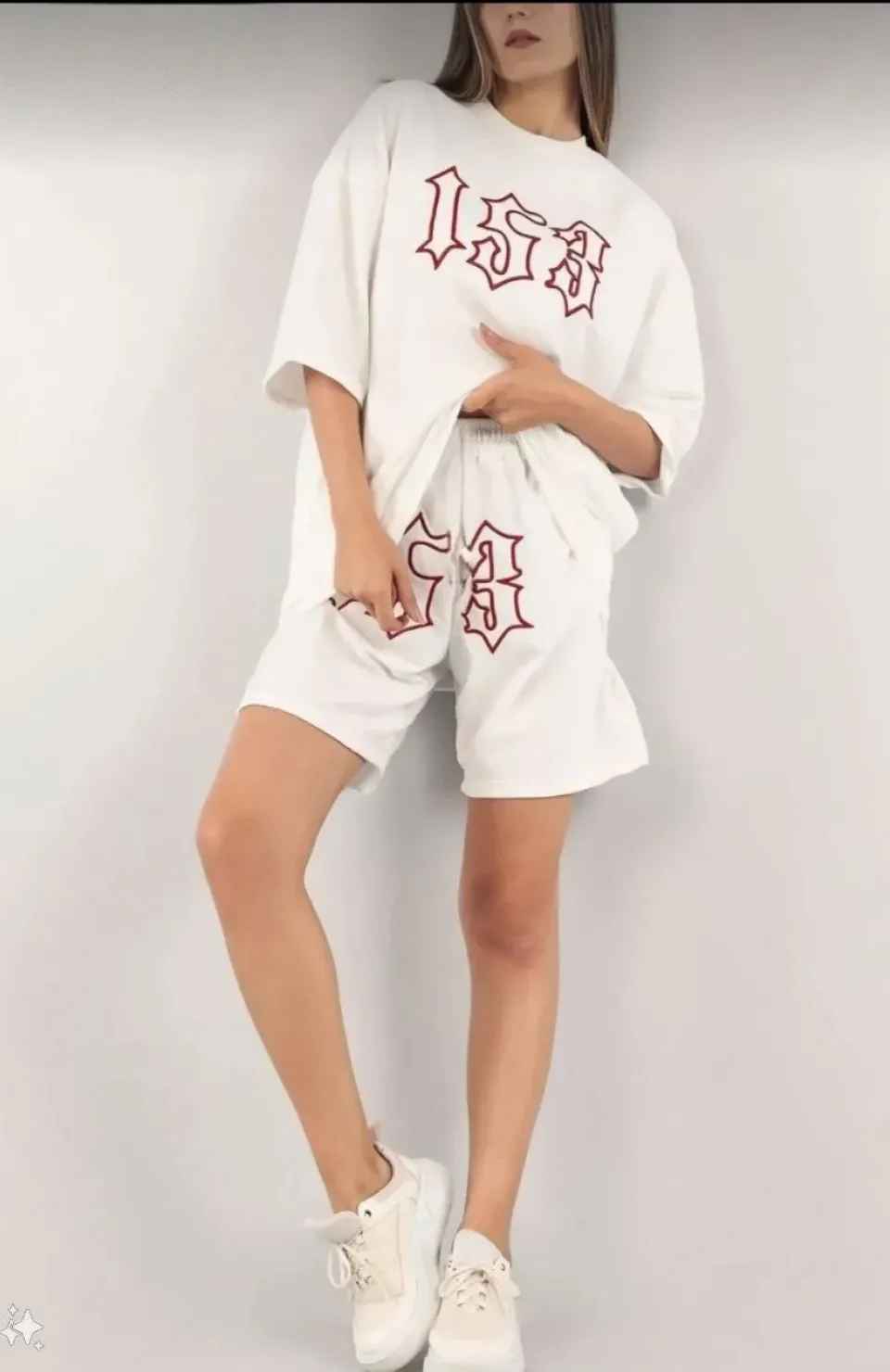 Kadın Unisex Nakış İşlemeli Şort Takım - Beyaz