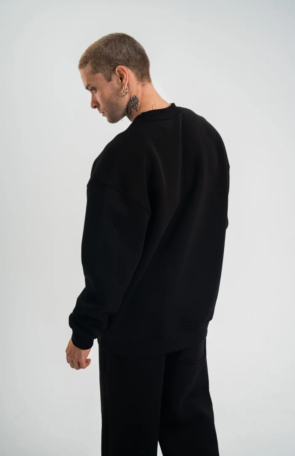 Uzun Kol Bisiklet Yaka Basic SweatShirt - Siyah