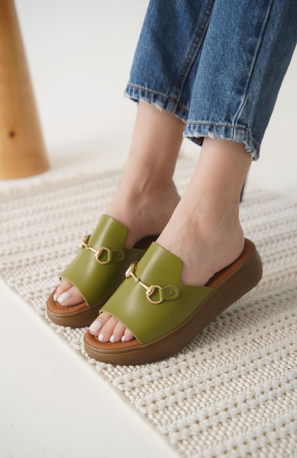 Haki Yeşili Hakiki Deri Terlik TR31MY62G Somersan Giyim | Kadın, Erkek ve Çocuk Moda