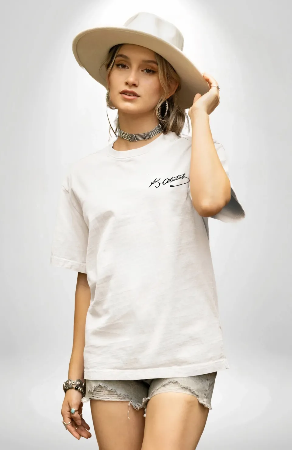 30 Ağustos Unisex Baskılı T-shirt - Beyaz Somersan Giyim | Kadın, Erkek ve Çocuk Moda