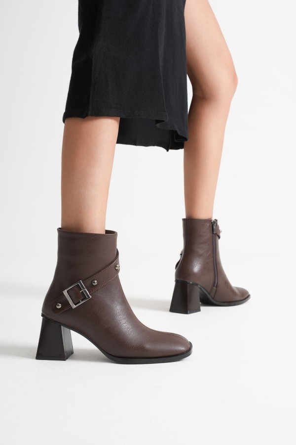 Kadın Acı Kahve Topuklu Bot TR08MK25C