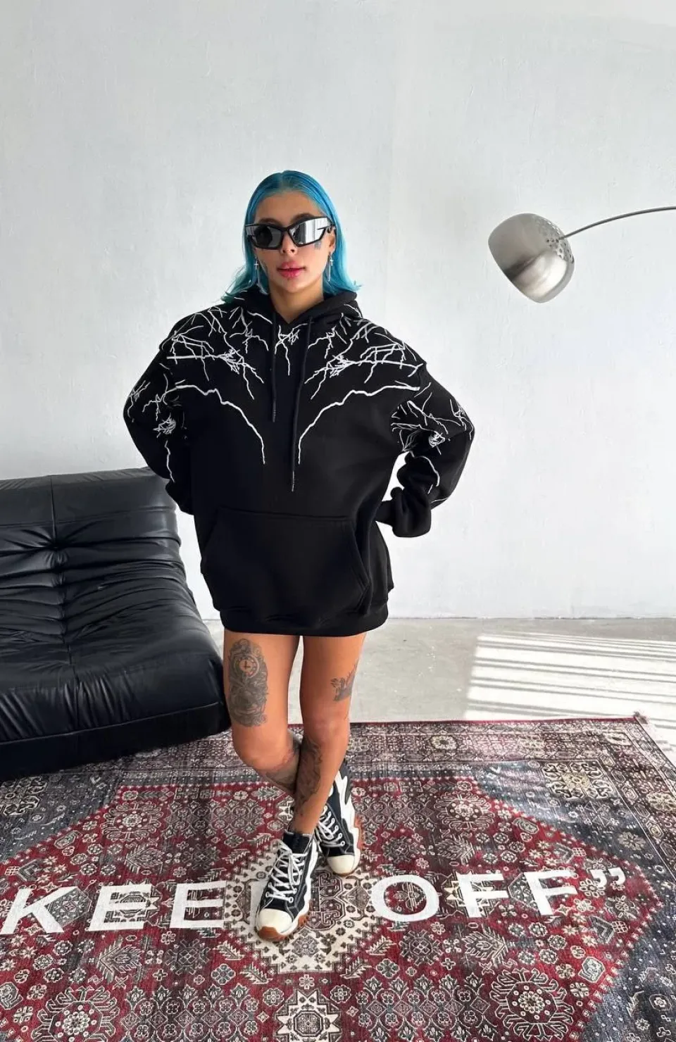 Yıldırım Baskılı Kapşonlu SweatShirt - Siyah Somersan Giyim | Kadın, Erkek ve Çocuk Moda