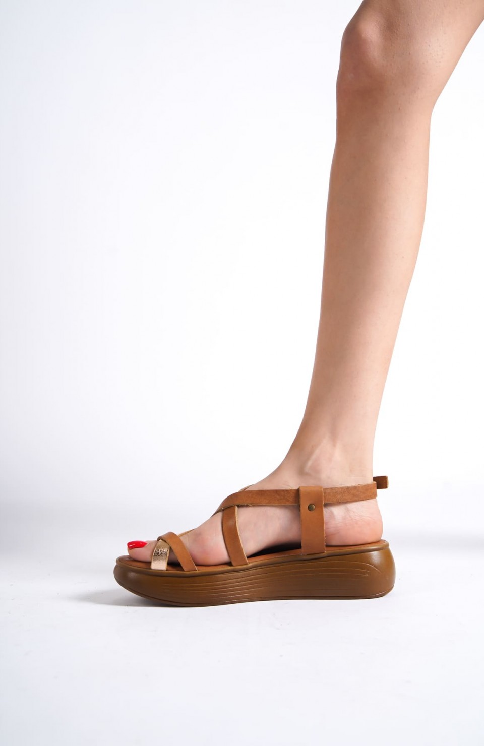 Taba Altın Detaylı Hakiki Deri Sandalet TR31MY59D Somersan Giyim | Kadın, Erkek ve Çocuk Moda