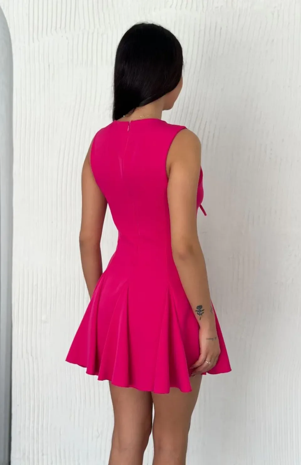 Göğüs Bağlamalı Kolsuz Mini Boy Elbise - Pembe