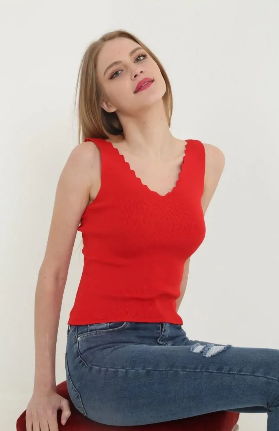 Kadın V Yaka Fırfır Detay Crop - Kırmızı