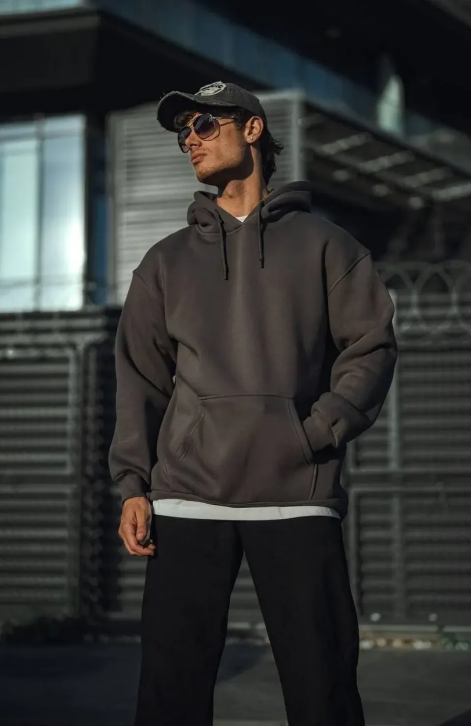 Üç İplik Penye Kapşonlu Basic SweatShirt - Füme