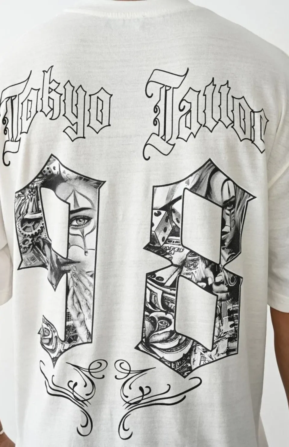 Unisex Baskılı Oversize T-Shirt - Beyaz Somersan Giyim | Kadın, Erkek ve Çocuk Moda