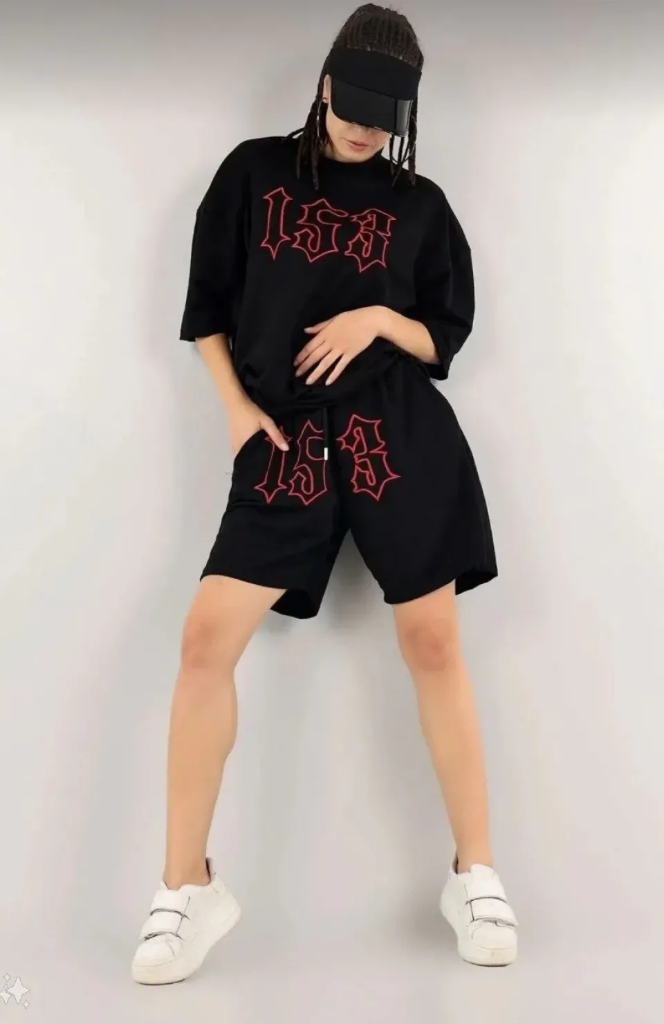 Kadın Unisex Nakış İşlemeli Şort Takım - Siyah