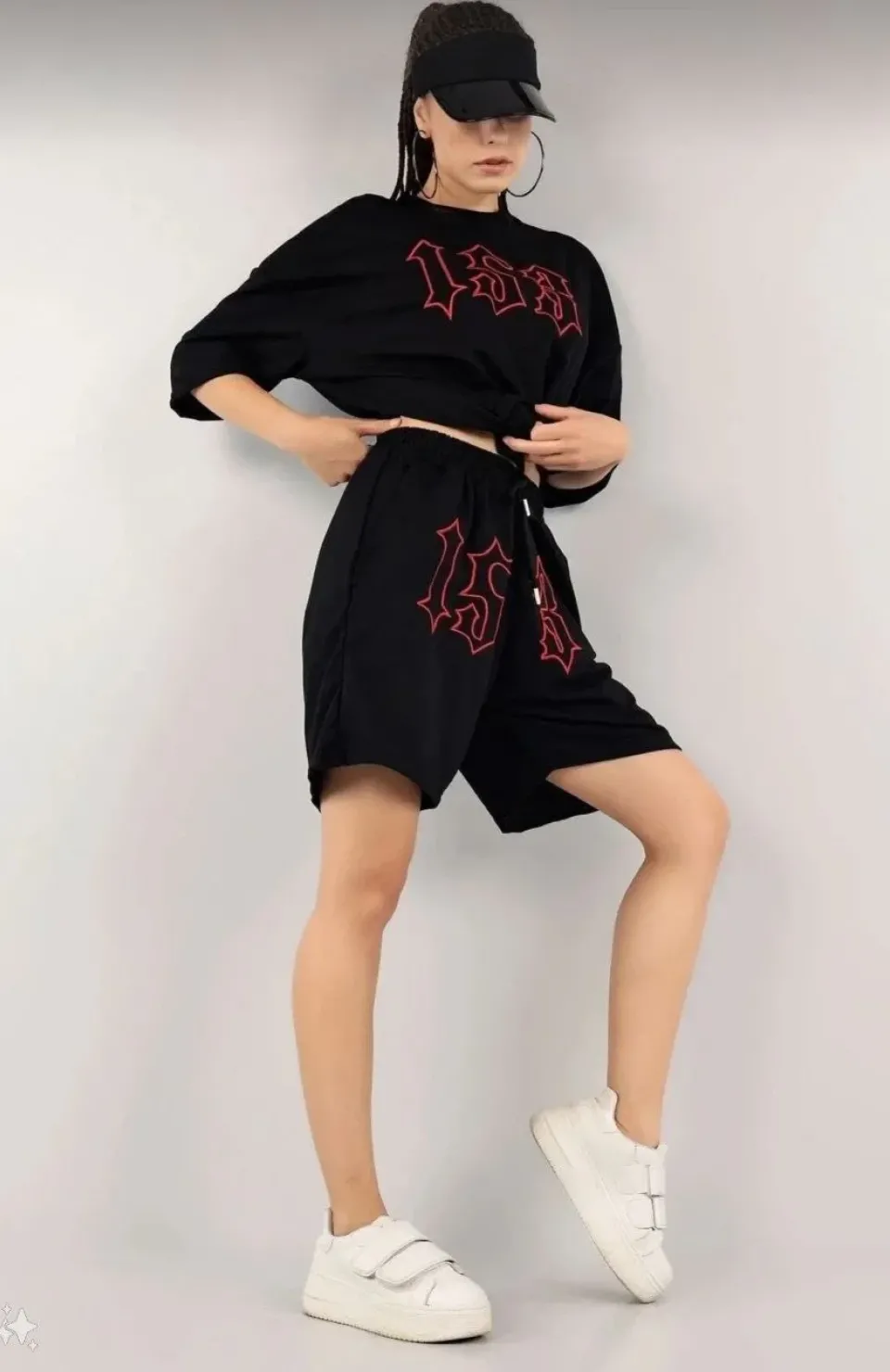 Kadın Unisex Nakış İşlemeli Şort Takım - Siyah