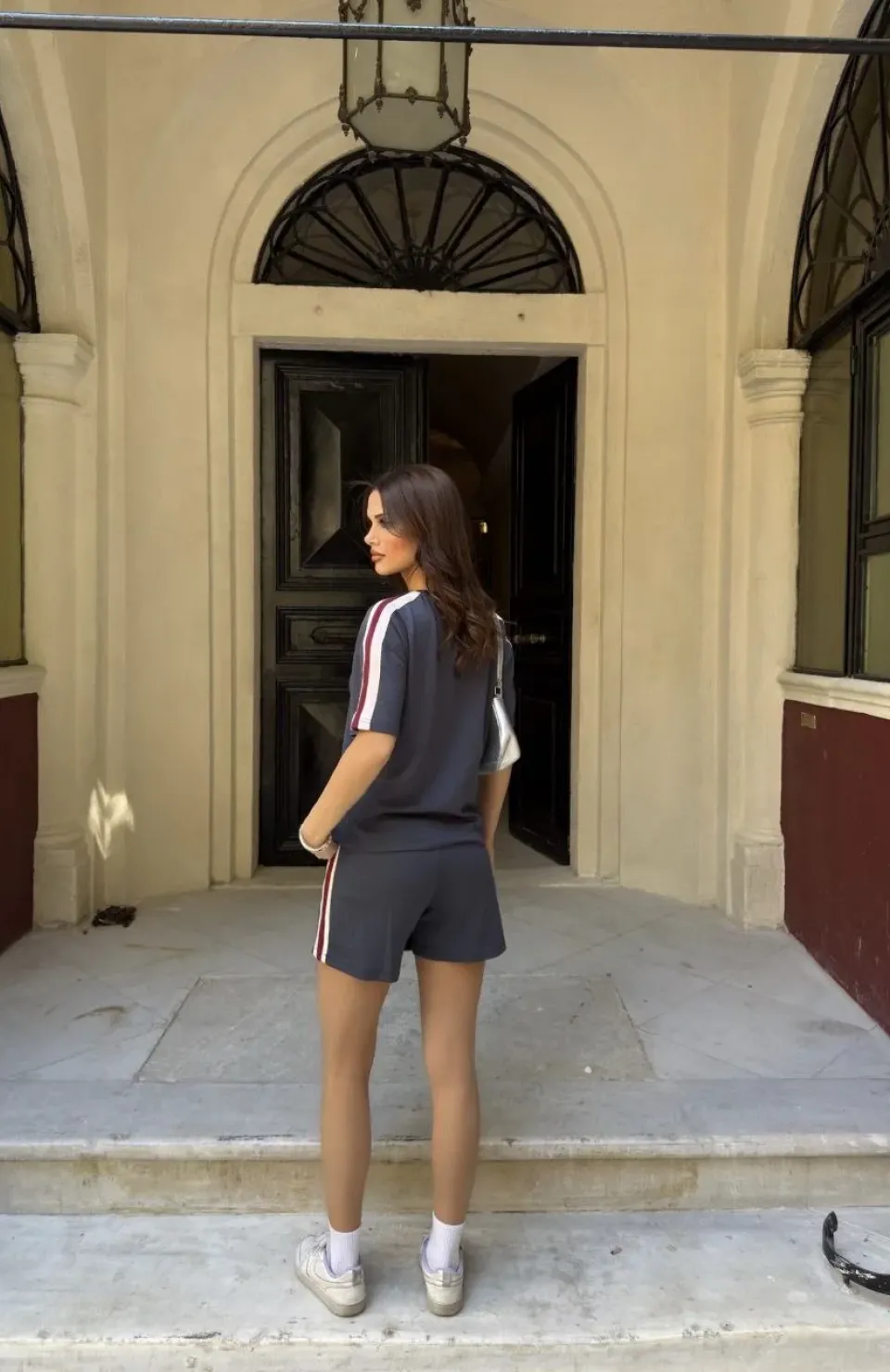 Osy Modal yumuşak dokulu Kumaş Kadın Parçalı Bisiklet Yaka T-shirt Mini Şortlu Etek İkili Takım - Füme