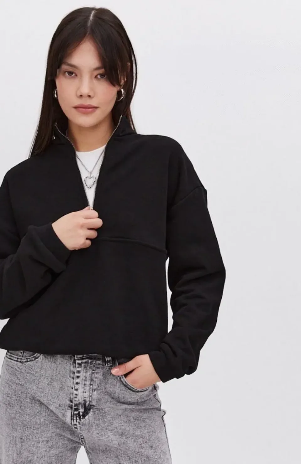 Oversize Yarım Farmuarlı Yakalı Basic SweatShirt - Siyah