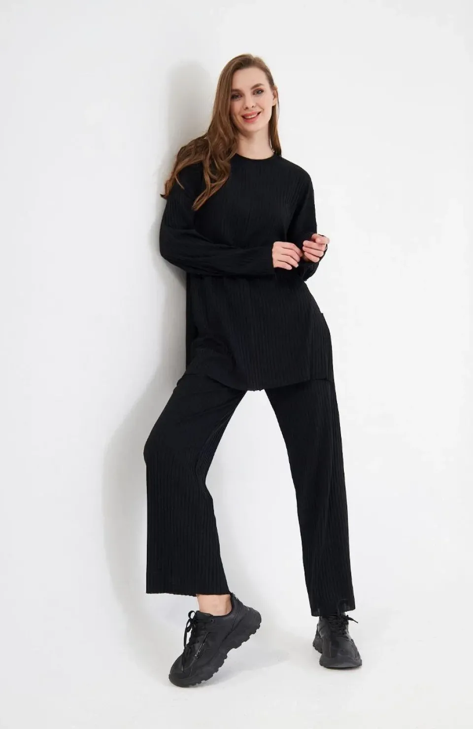 Uzun Kollu Organik Yıkanmış Kumaş Fitilli Pantolonlu Takım - Siyah Somersan Giyim | Kadın, Erkek ve Çocuk Moda