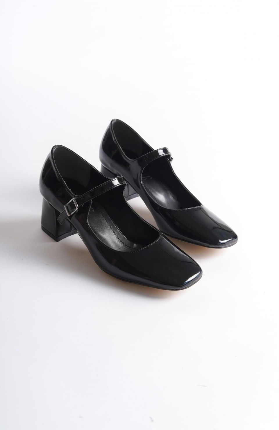 Siyah Rugan Topuklu Kadın Ayakkabı TR16MS01A Somersan Giyim | Kadın, Erkek ve Çocuk Moda