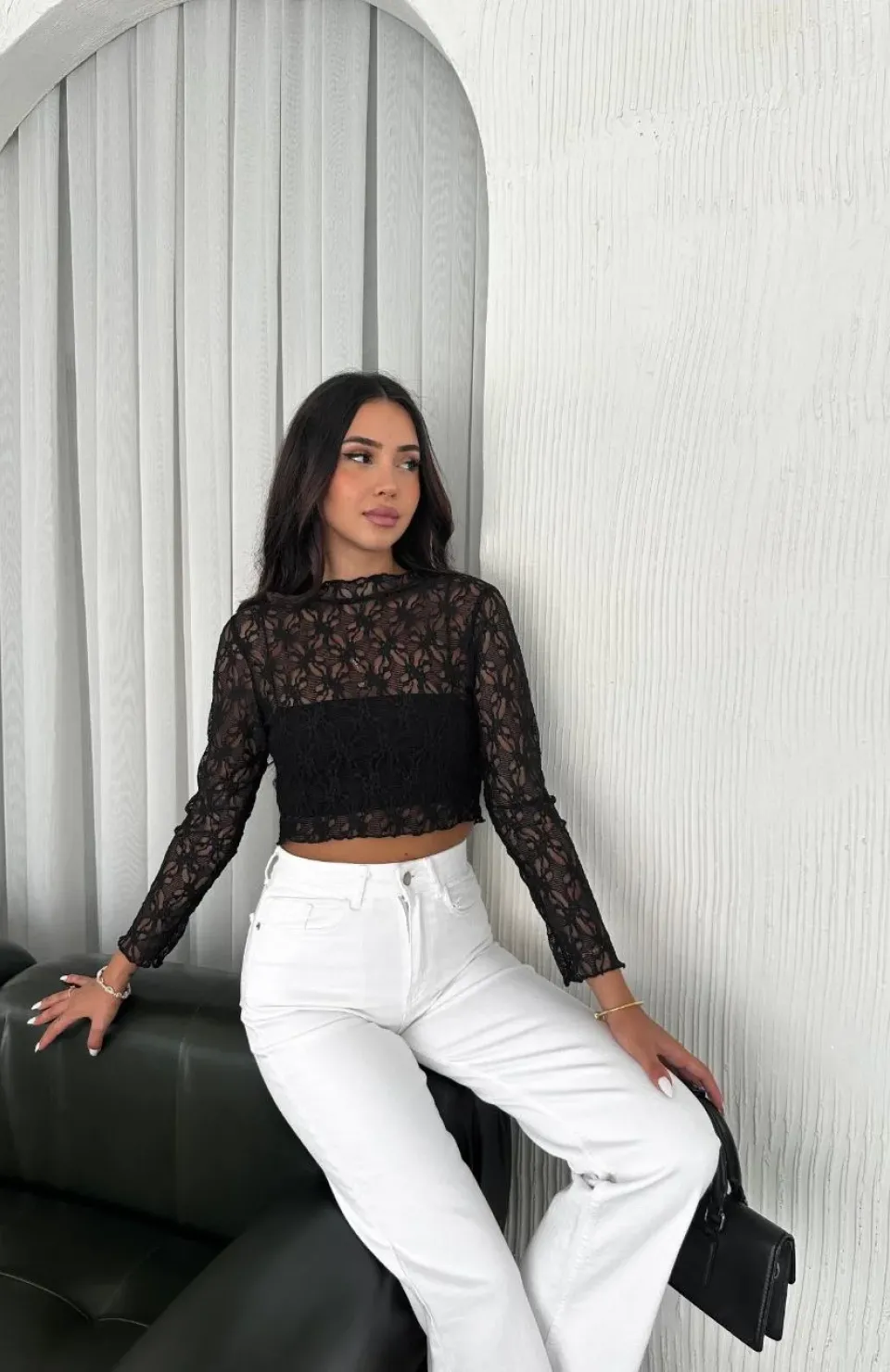 Kadın Dantel Uzun Kol Bluz- Siyah