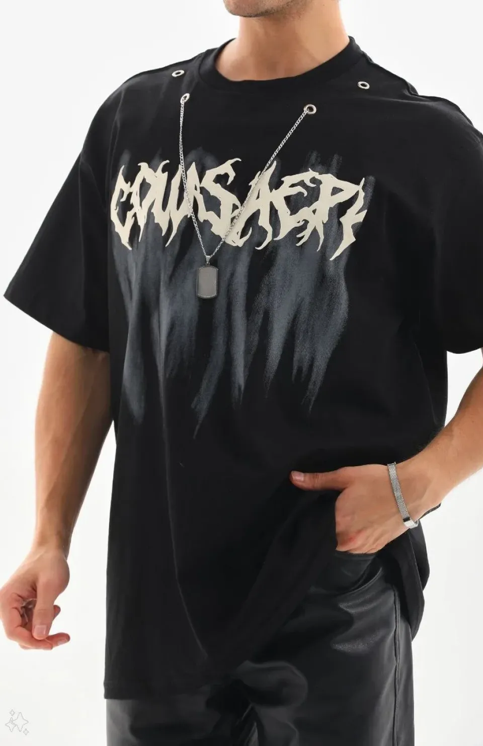 Unisex Oversize Kolye Dahil T-Shirt - Siyah