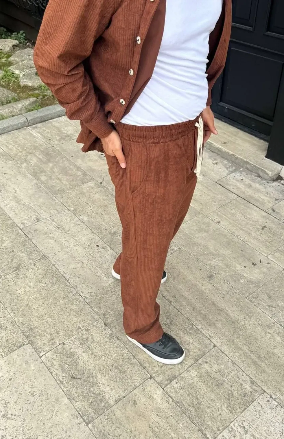 Erkek Fitilli Kadife Cepli Buggy Pantolon Oversize Rahat Kalıp - Kahverengi