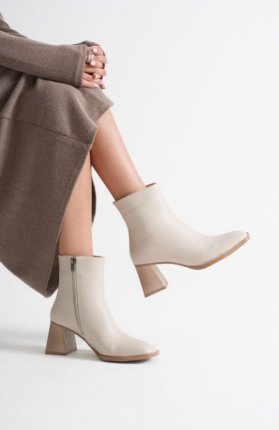 Kadın Bej Topuklu Bot TR08MK24B Somersan Giyim | Kadın, Erkek ve Çocuk Moda