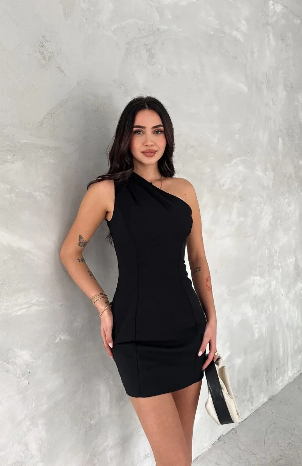 Tek Omuzlu Kolsuz Mini Boy Elbise - Siyah