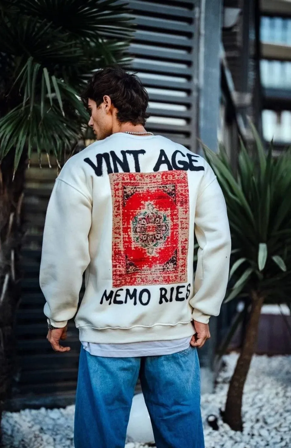 Oversize Bisiklet Yaka Üç İplik Baskılı SweatShirt - Beyaz