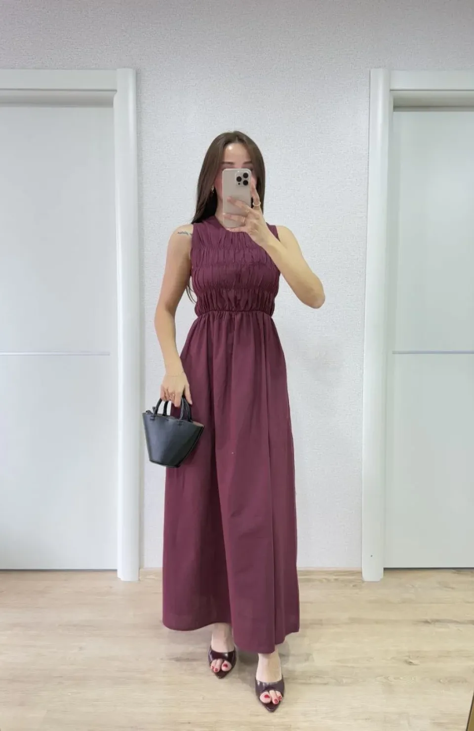 Kolsuz Göğüs Lastıklı %100 Poplin Uzun Elbise - Bordo