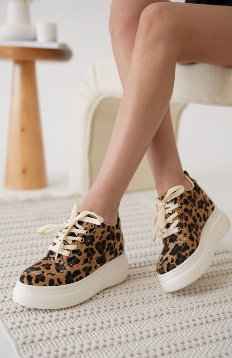 Kadın Gizli Topuk Beyaz Taban Leopar Spor Ayakkabı TR10MS01H Somersan Giyim | Kadın, Erkek ve Çocuk Moda