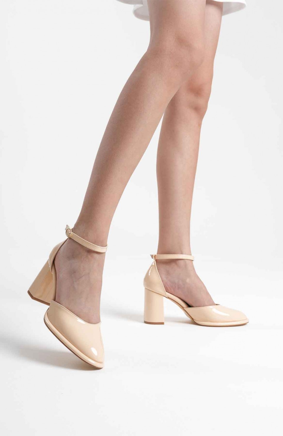 Açık Sarı Rugan Kadın Topuklu Ayakkabı TR18MS04B Somersan Giyim | Kadın, Erkek ve Çocuk Moda