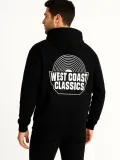 Erkek Kapşonlu Sweatshirt – Oversize Üç İplik Şardonlu Hoodie, “West Coast Classics” Ön & Arka Baskılı, Kanguru Cepli Kışlık Günlük Stil - Siyah