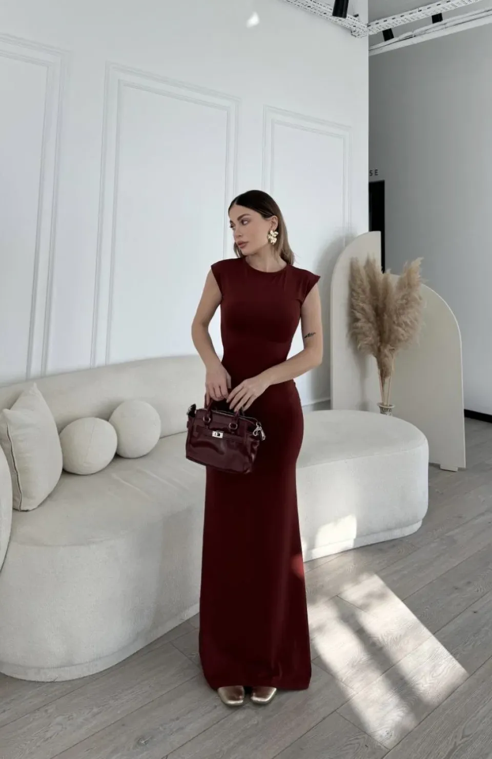 Kolsuz Uzun Likralı Elbise - Bordo