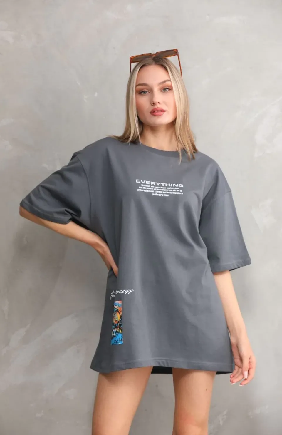 Unisex Bisiklet Yaka Baskılı Oversize T-Shirt - Gri Somersan Giyim | Kadın, Erkek ve Çocuk Moda