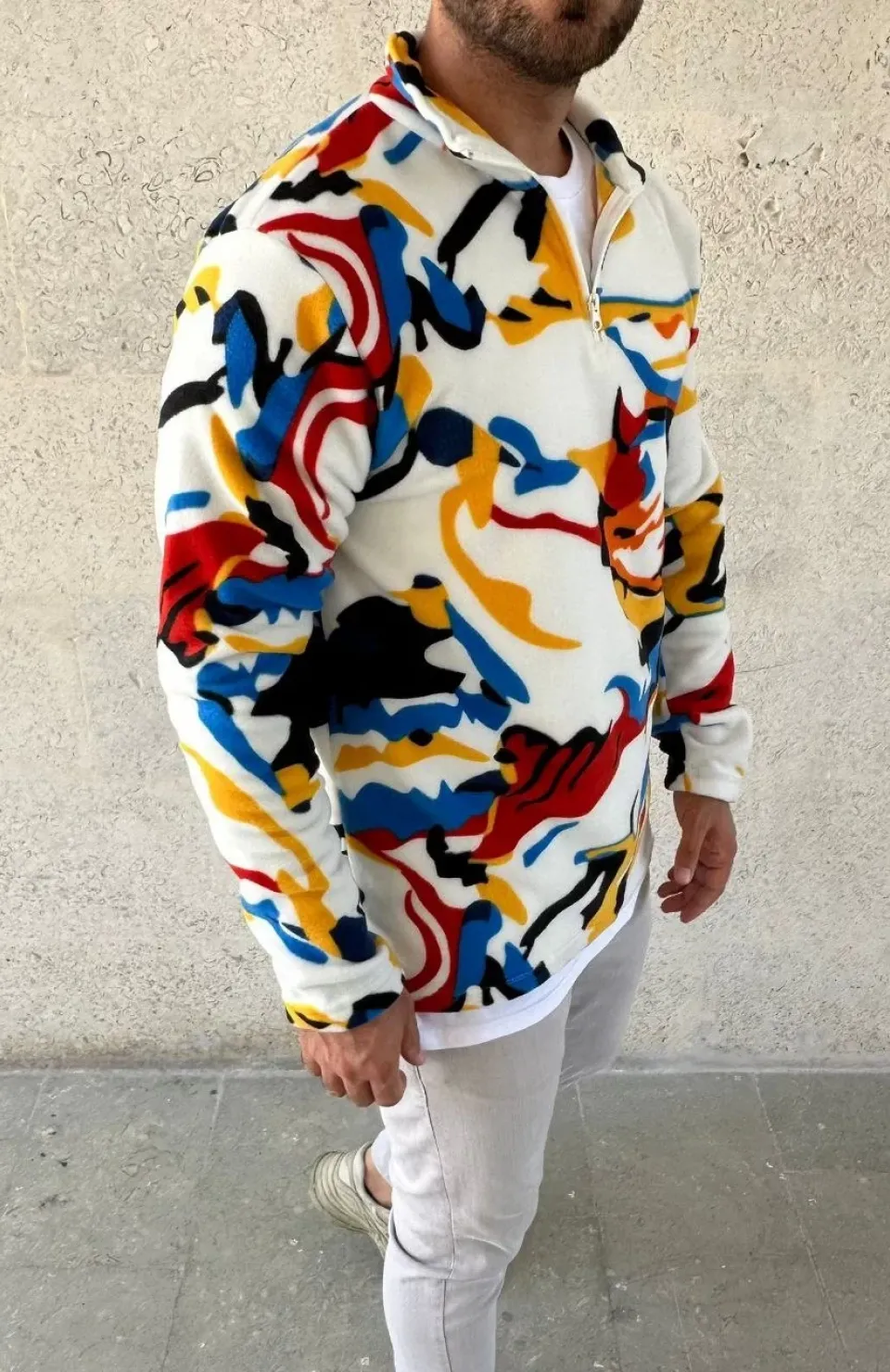 Erkek Yarım Fermuarlı Desenli Polar Sweat – Renkli Abstract Desen Yakalı, Uzun Kollu, Oversize Rahat Kalıp, - Beyaz
