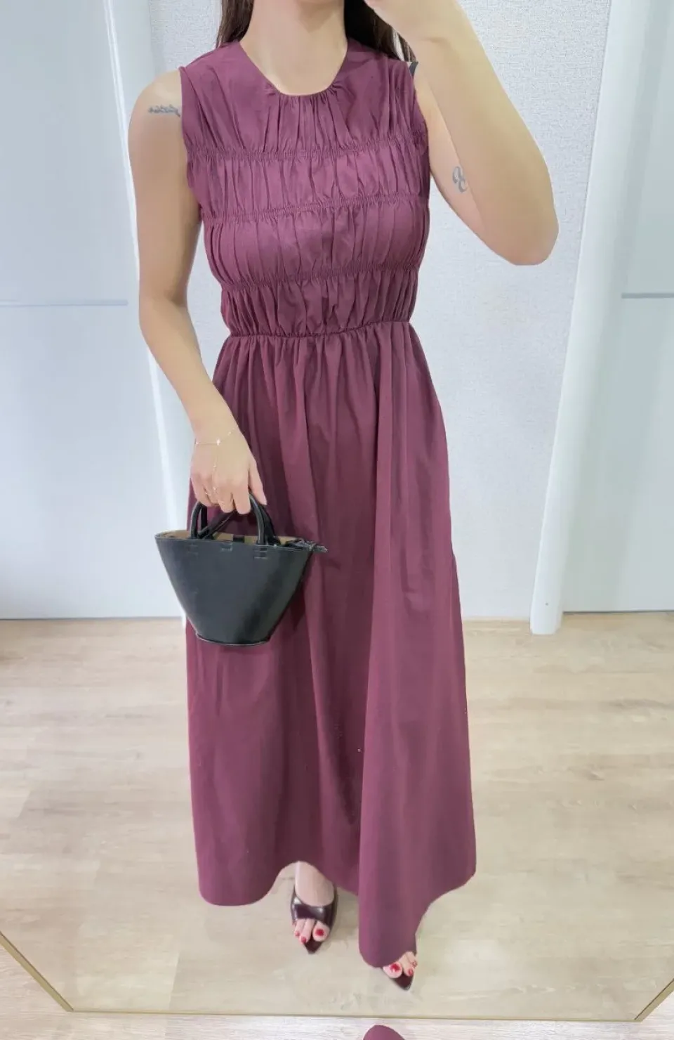 Kolsuz Göğüs Lastıklı %100 Poplin Uzun Elbise - Bordo