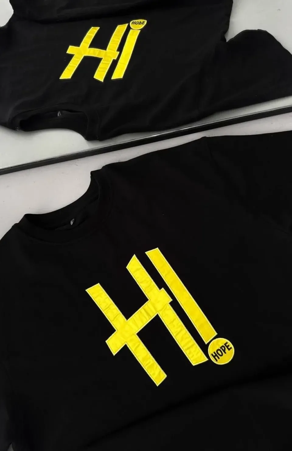 Unisex Nakış İşlemeli T-Shirt - Siyah