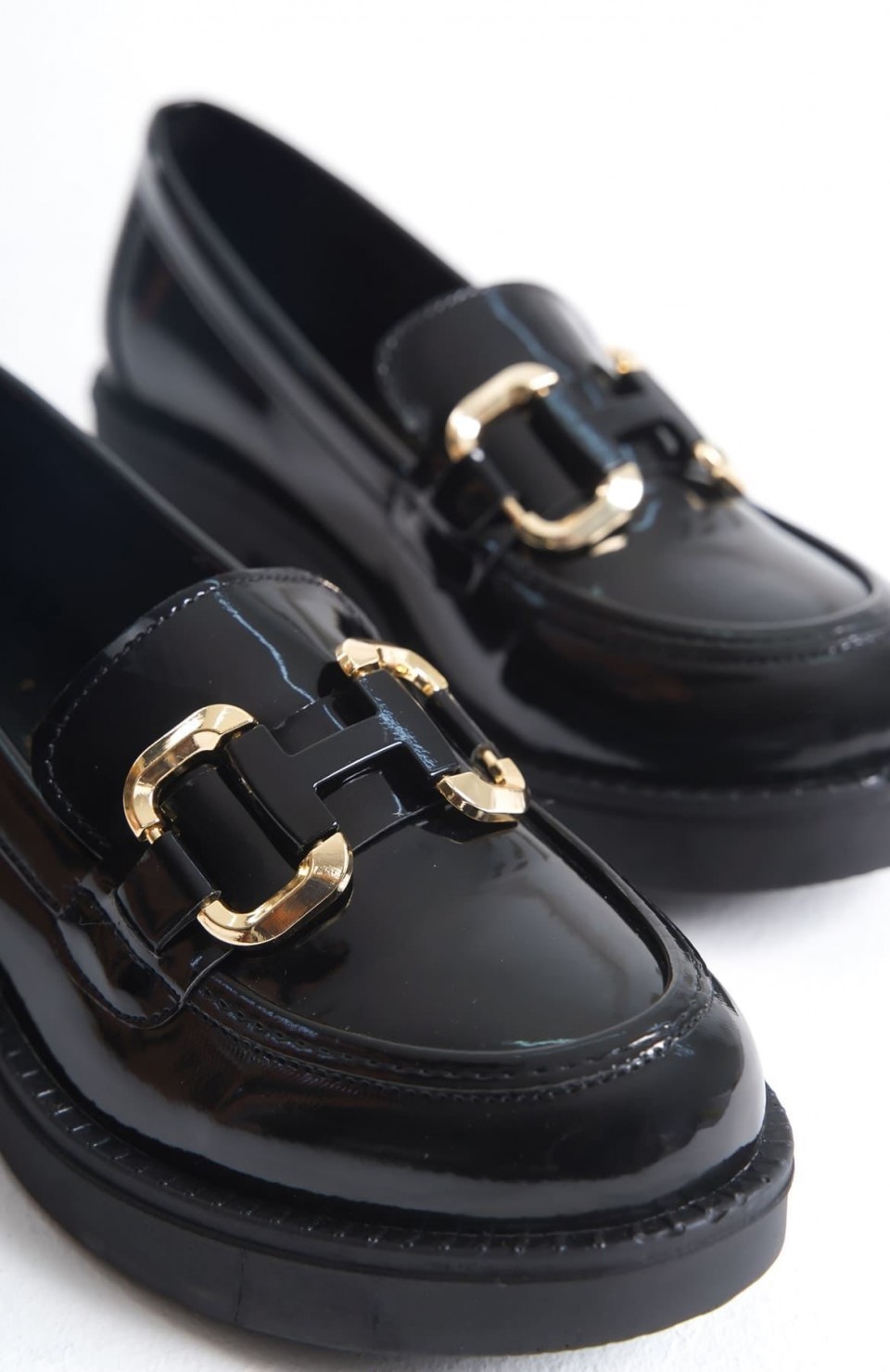 Rugan Siyah Gold Tokalı Kadın Loafer TR17MS02A Somersan Giyim | Kadın, Erkek ve Çocuk Moda