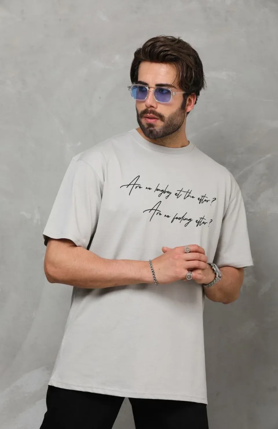 Unisex Bisiklet Yaka Baskılı Oversize T-Shirt - Gri Somersan Giyim | Kadın, Erkek ve Çocuk Moda