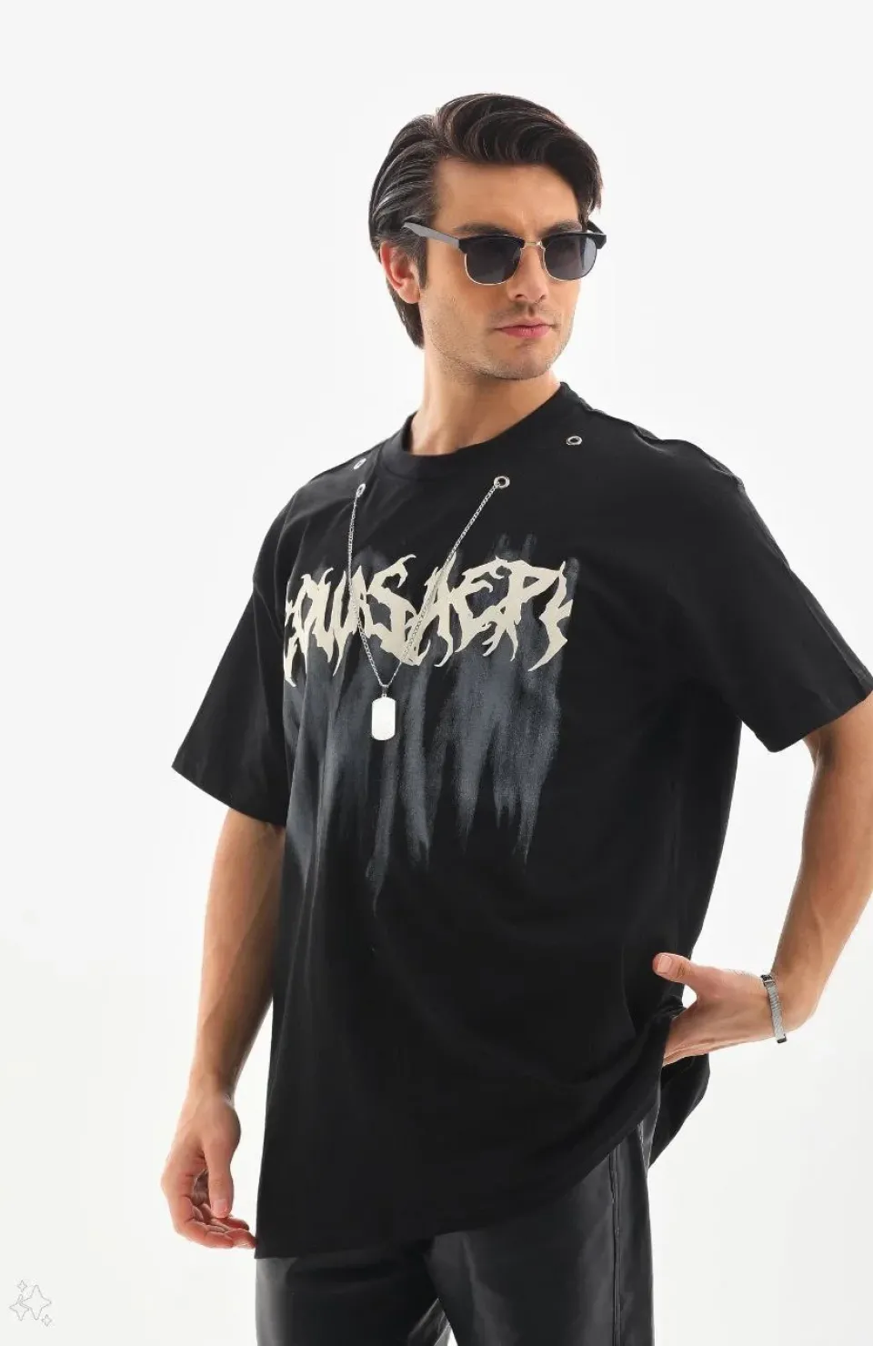 Unisex Oversize Kolye Dahil T-Shirt - Siyah