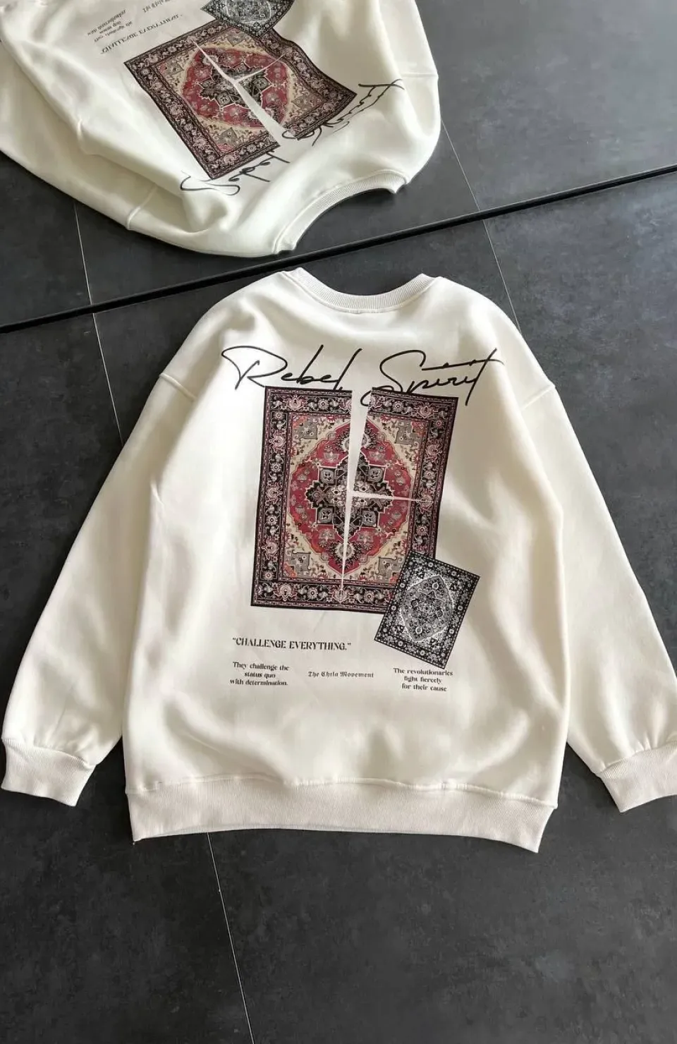 Kadın Bisiklet Yaka Baskılı SweatShirt - Beyaz