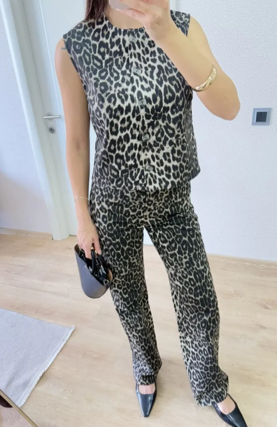 leopar desenli Düğmeli Bluzlu Pantolon İkili Takım -Leopar