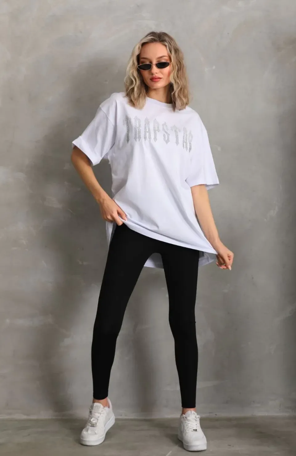 Unisex Taş Desenli Oversize T-Shirt - Beyaz