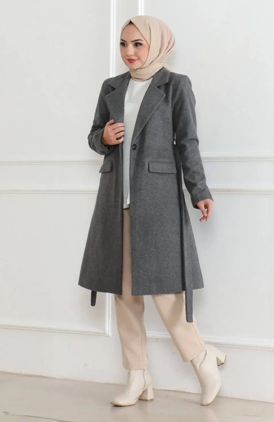 Kadın Düğmeli İçi Astarlı Kaşmir Kaşe Kaban - Bej Somersan Giyim | Kadın, Erkek ve Çocuk Moda