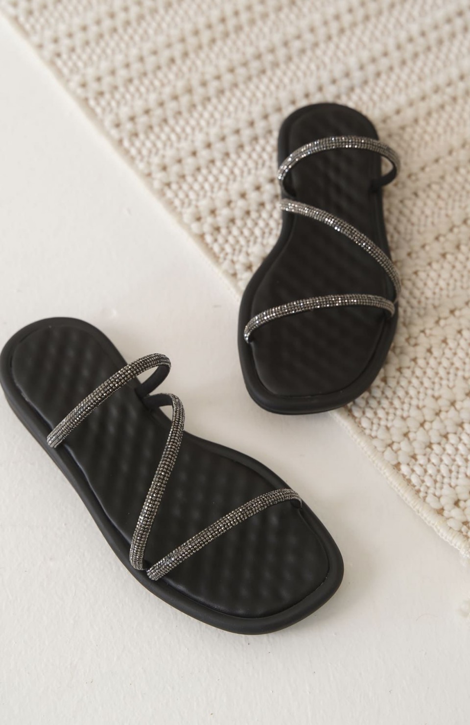 Siyah Kadın Taşlı Terlik TR28MY03A Somersan Giyim | Kadın, Erkek ve Çocuk Moda