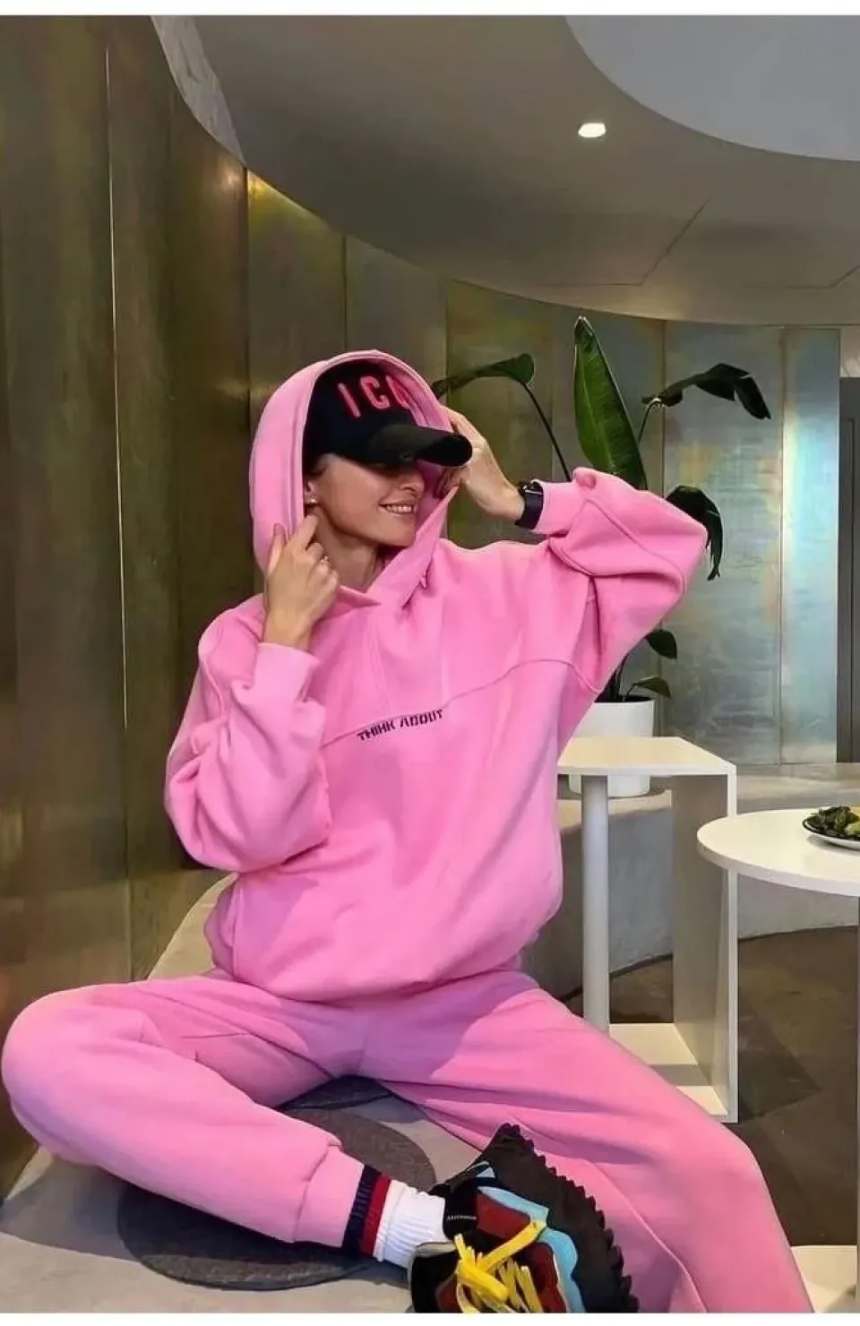 Nakış İşlemeli Üç İplik Sweat Takım- Pembe