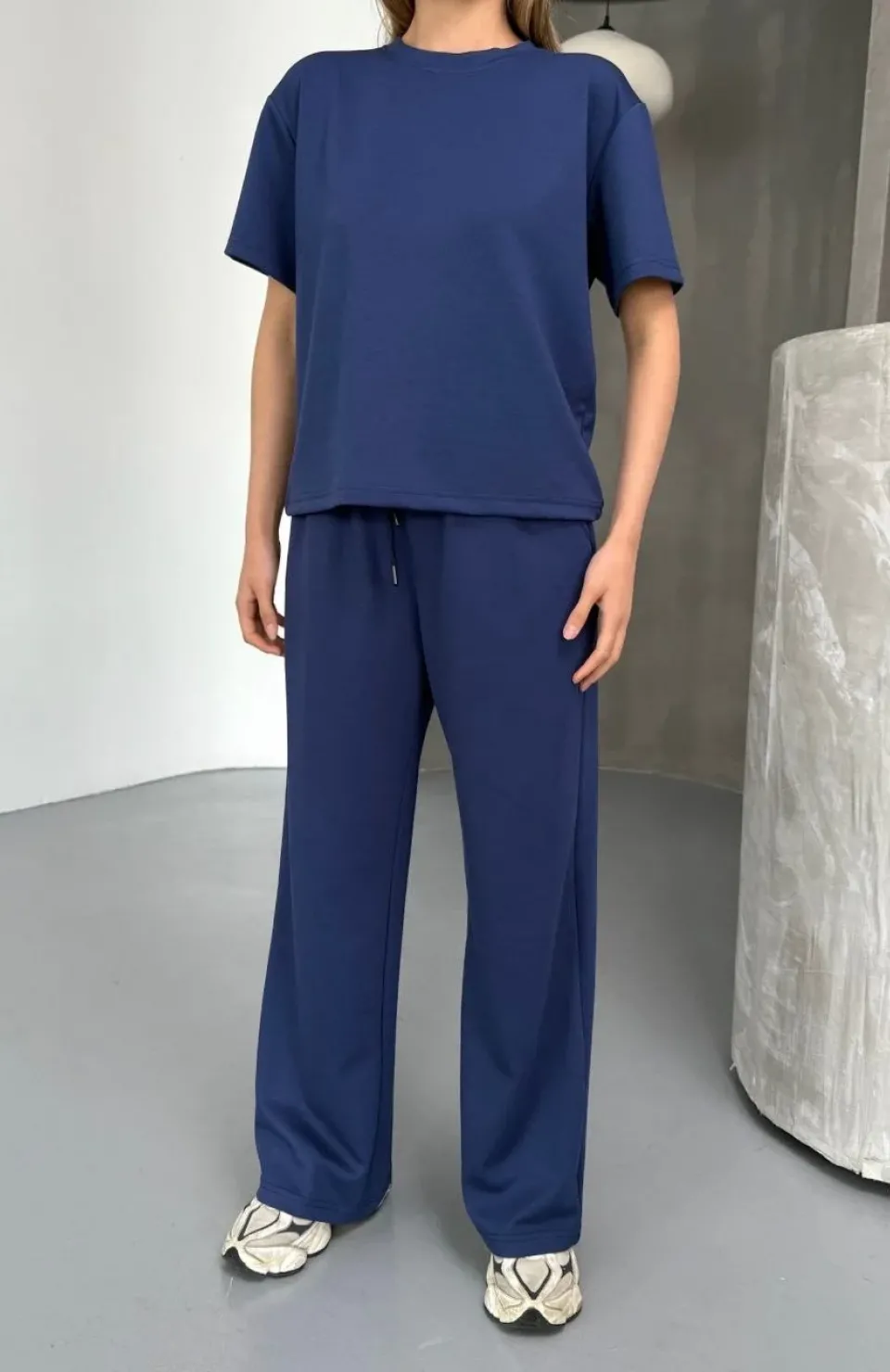 Osy Modal Yumuşak Dokulu Kumaş Kısa Kollu Bluz Rahat Pantalon ikili Takım- Lacivert