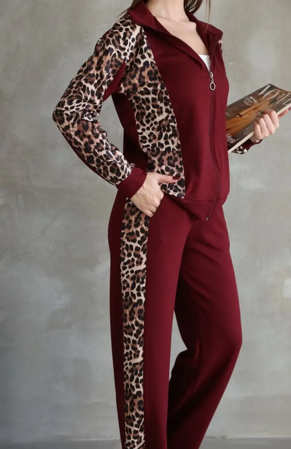 Osy Modal Yumuşak Dokulu Kumaş Kapüşonlu Leopar Desenli Fermuarlı Takım - Bordo