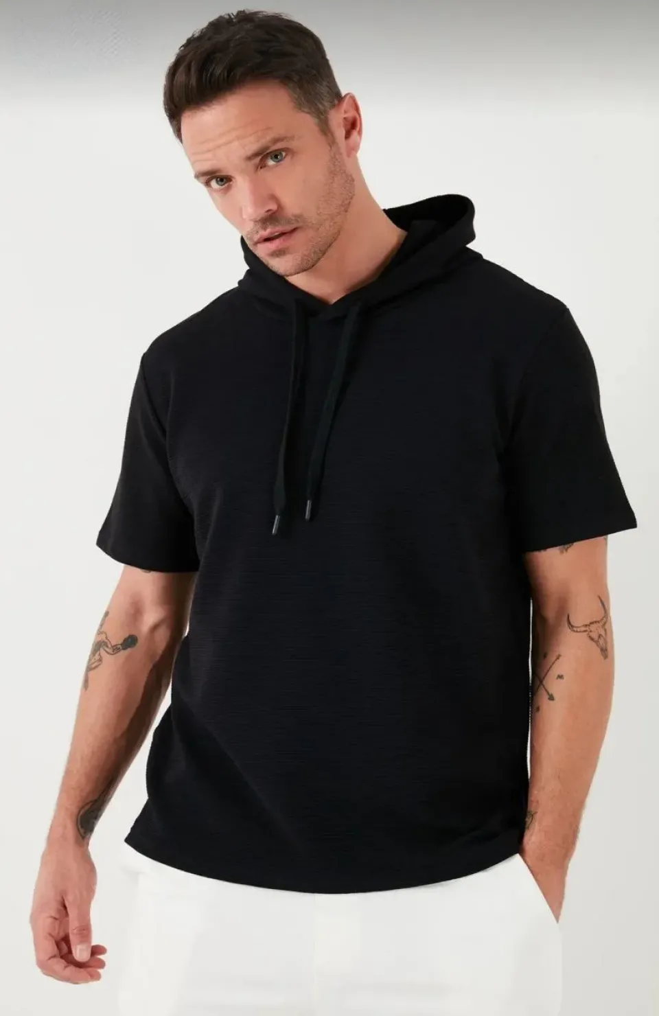 Unisex Kapşonlu Kısa Kol Düz Oversize T-shirt - Siyah