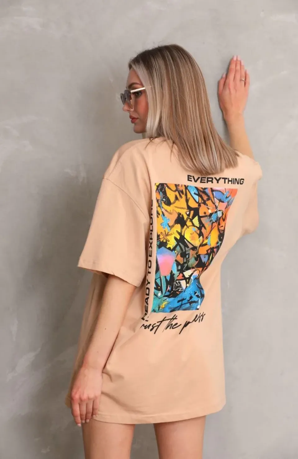 Unisex Bisiklet Yaka Baskılı Oversize T-Shirt - Bej