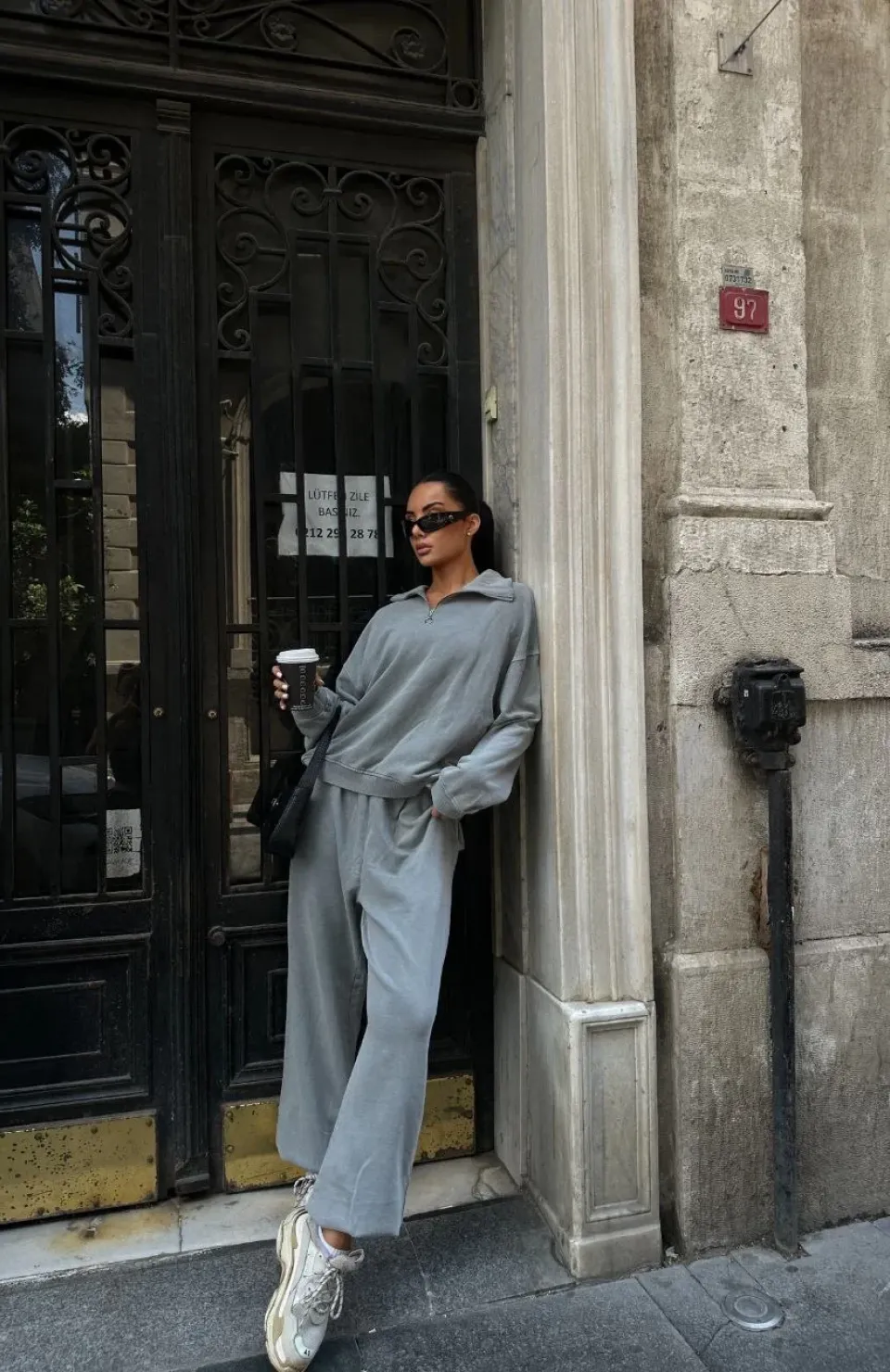 Yıkamalı iki iplik Kumaş Yakalı Fermuarlı Oversize Eşofman Takımı - Gri