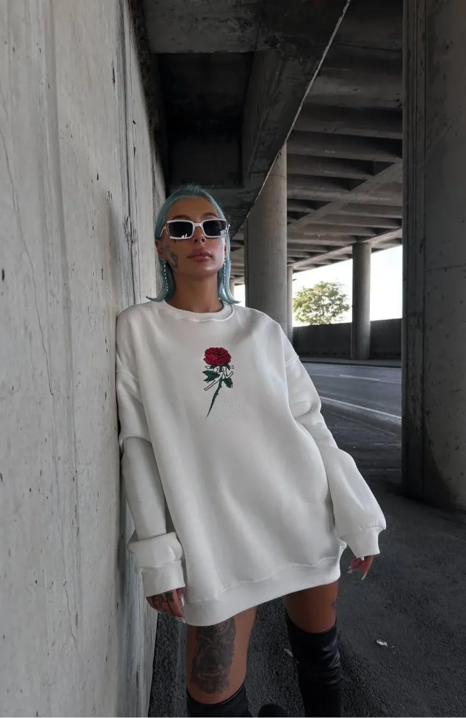 Oversize Üç İplik Bisiklet Yaka Baskılı SweatShirt - Beyaz