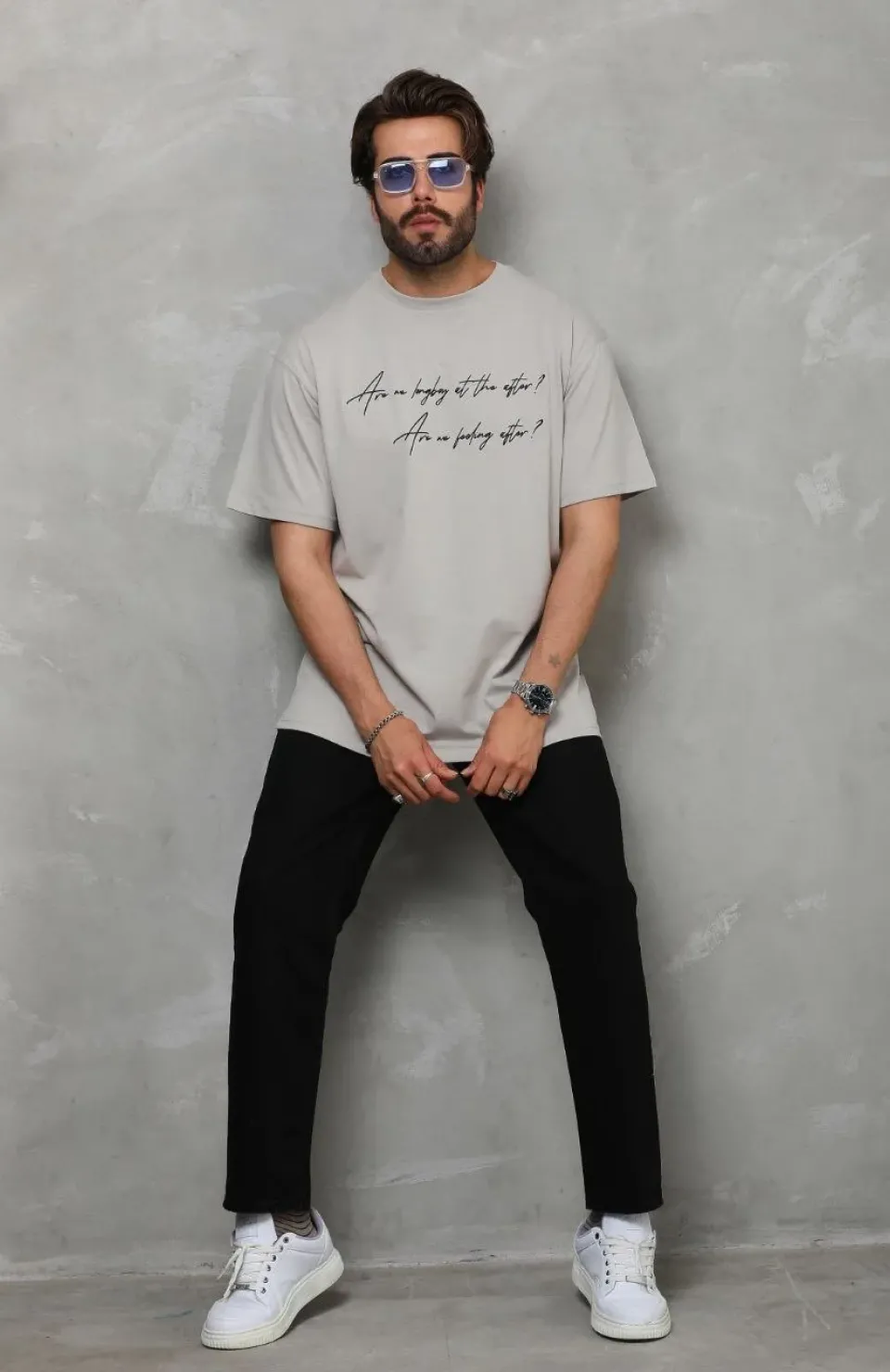 Unisex Bisiklet Yaka Baskılı Oversize T-Shirt - Gri Somersan Giyim | Kadın, Erkek ve Çocuk Moda