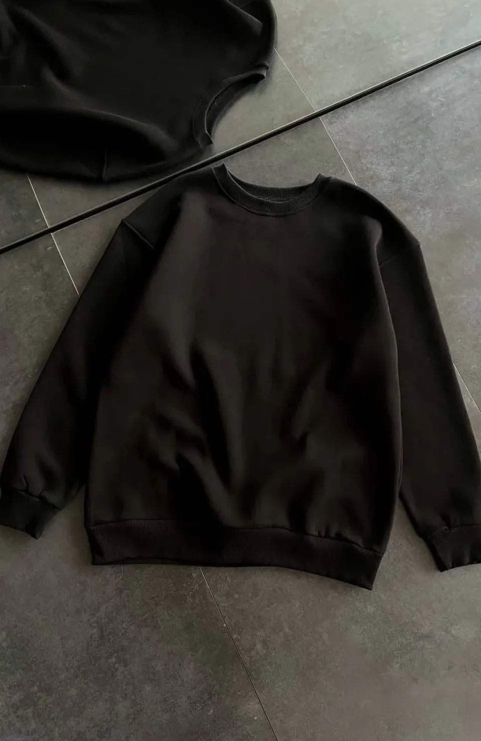 Kışlık Bisiklet Yaka Üç İplik Basic SweatShirt - Siyah