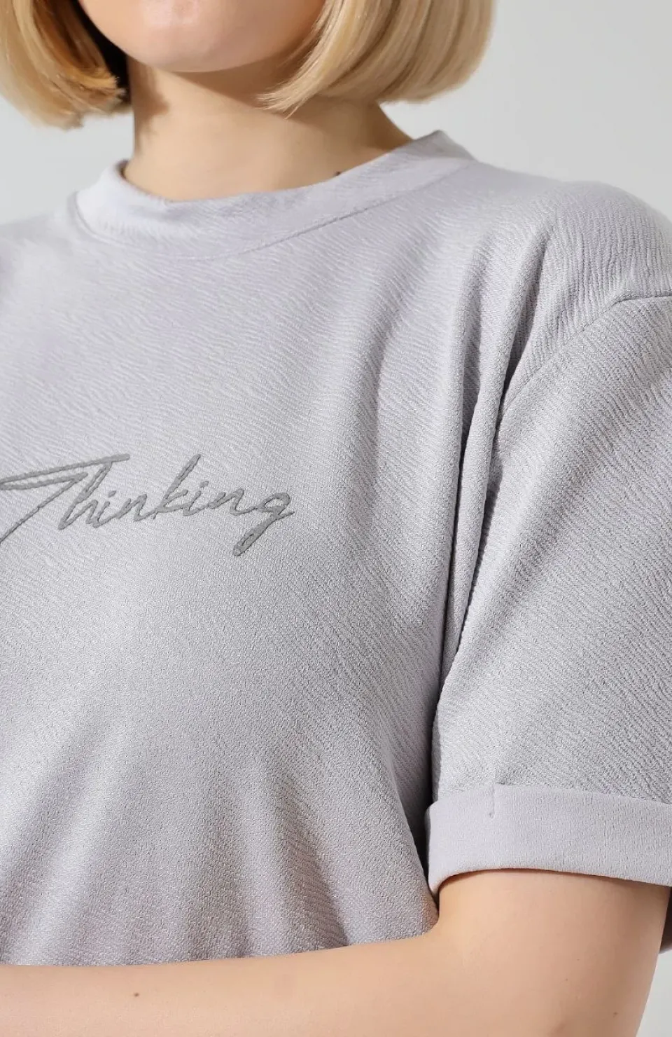 Unisex Bisiklet Yaka Baskılı Slim Fit T-Shirt - Boyalı Gri